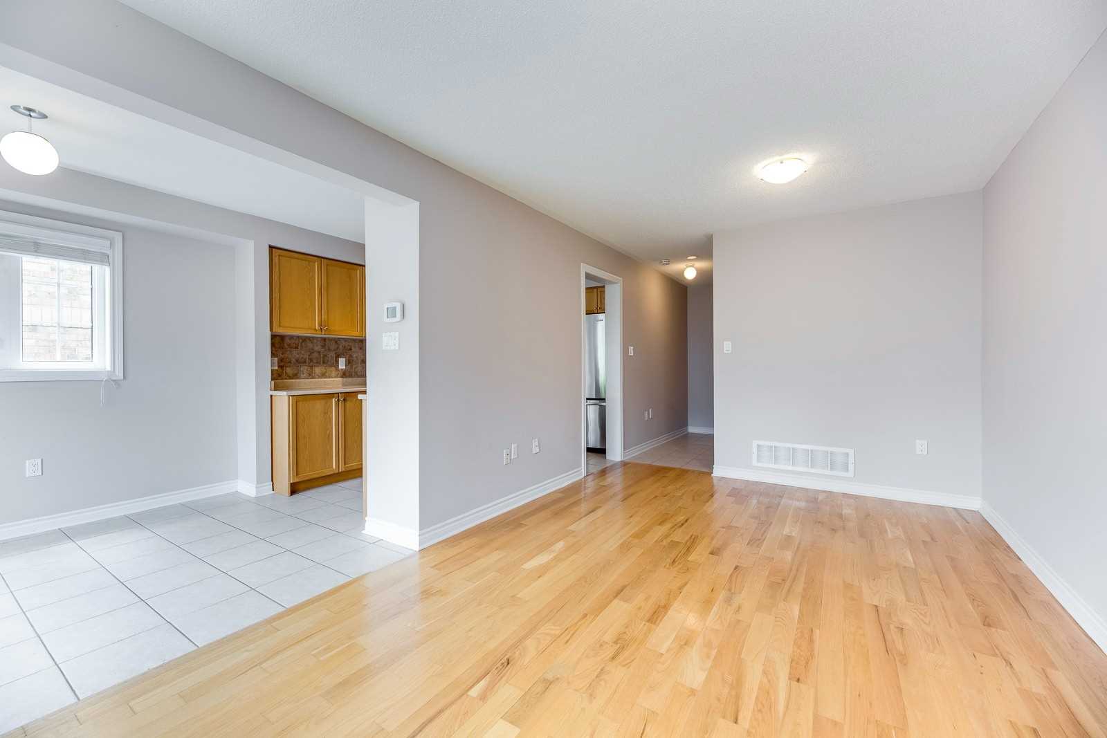 19 Auraglen St