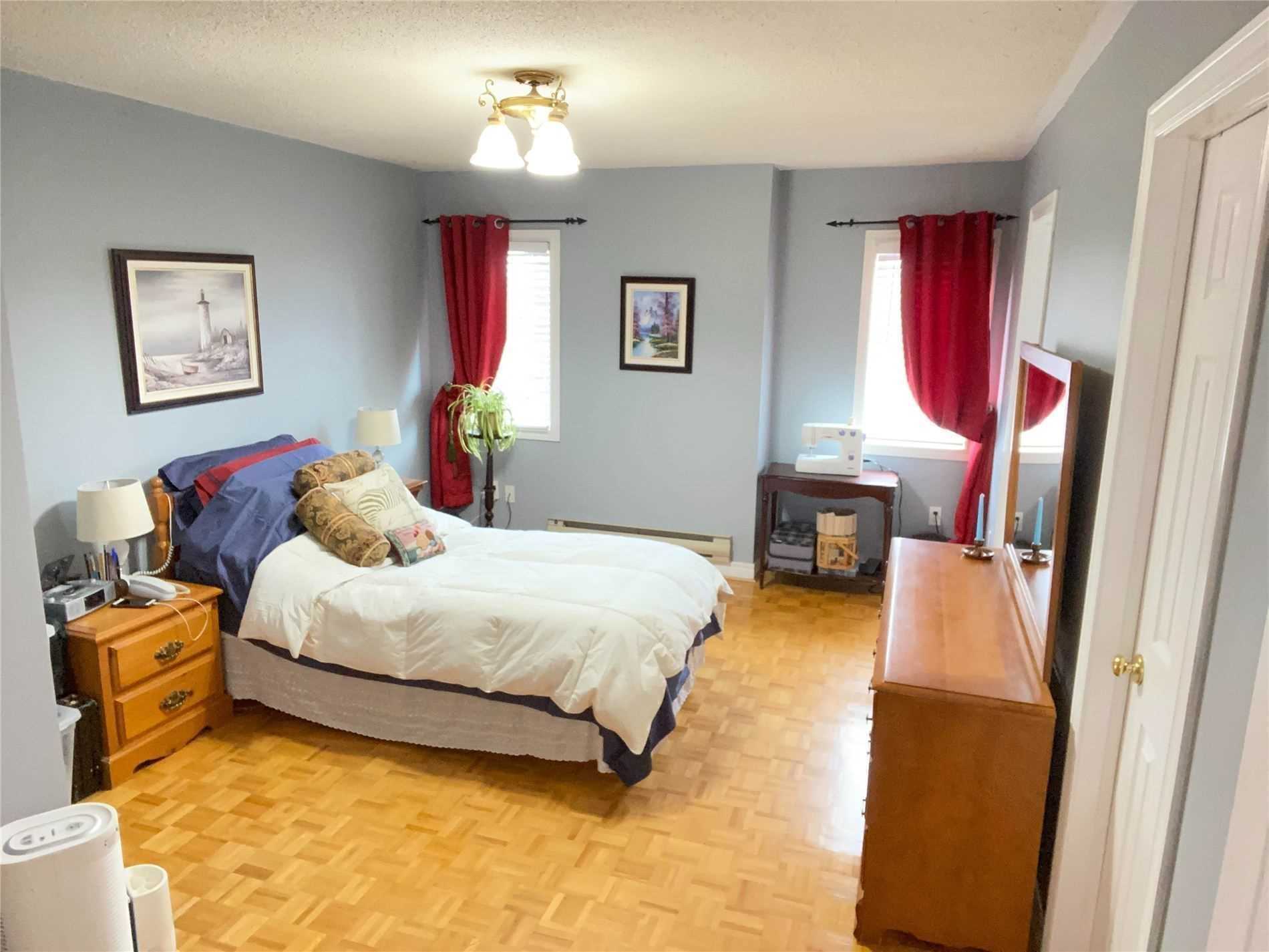 73 Widdifield Ave
