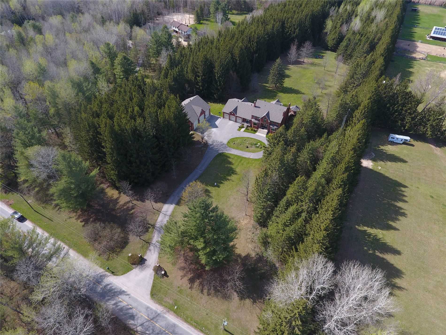 452 Feasby Rd