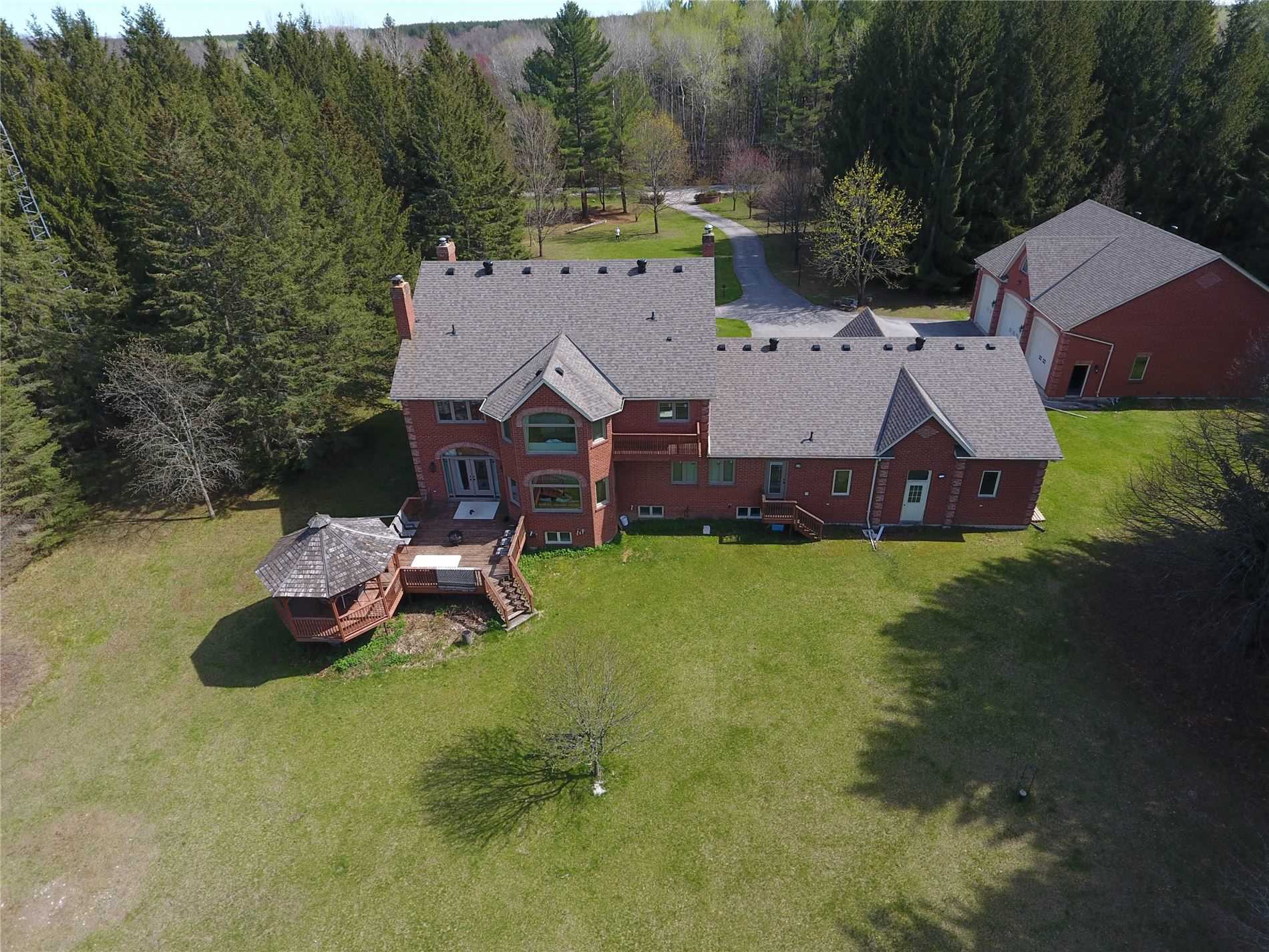452 Feasby Rd