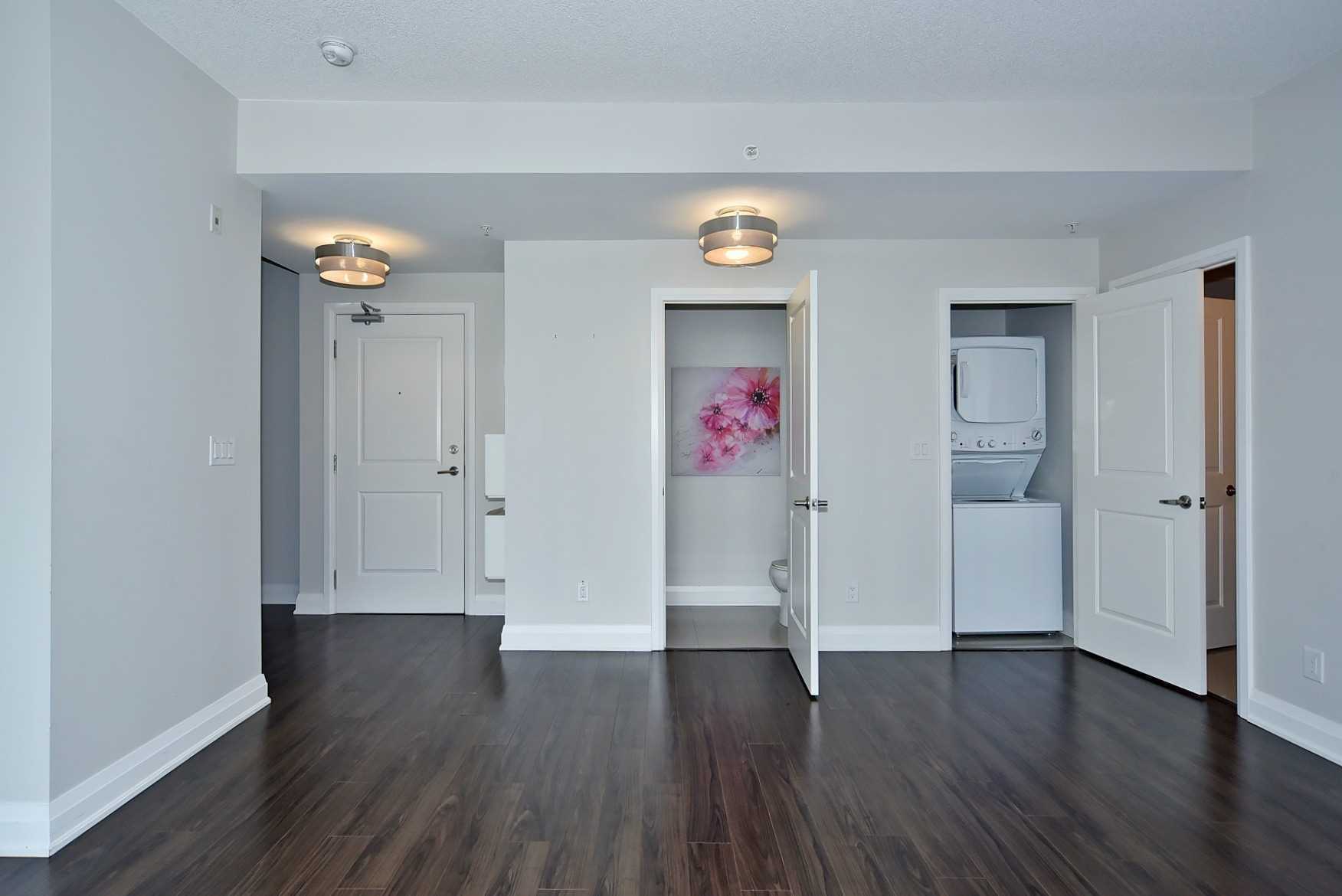 24 Woodstream Blvd, #310