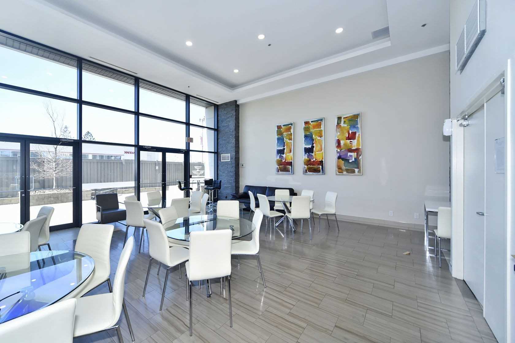 24 Woodstream Blvd, #310