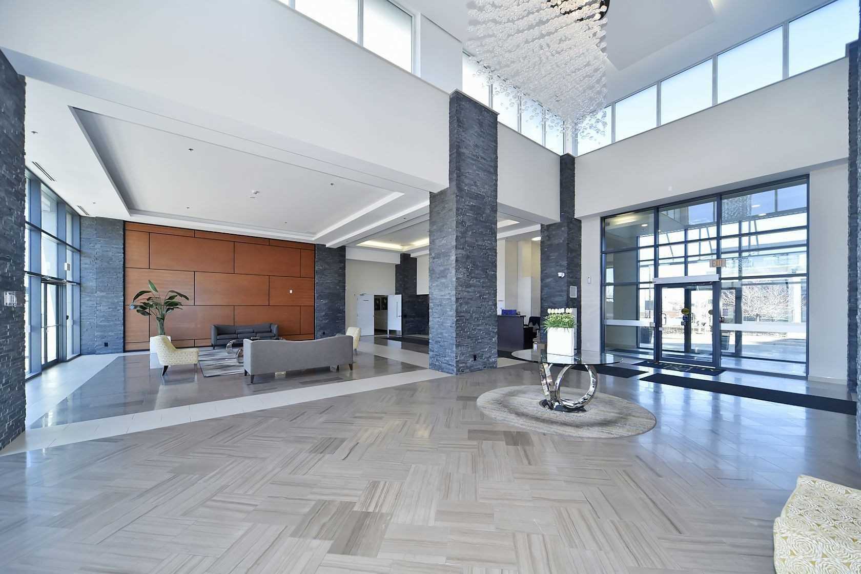 24 Woodstream Blvd, #310