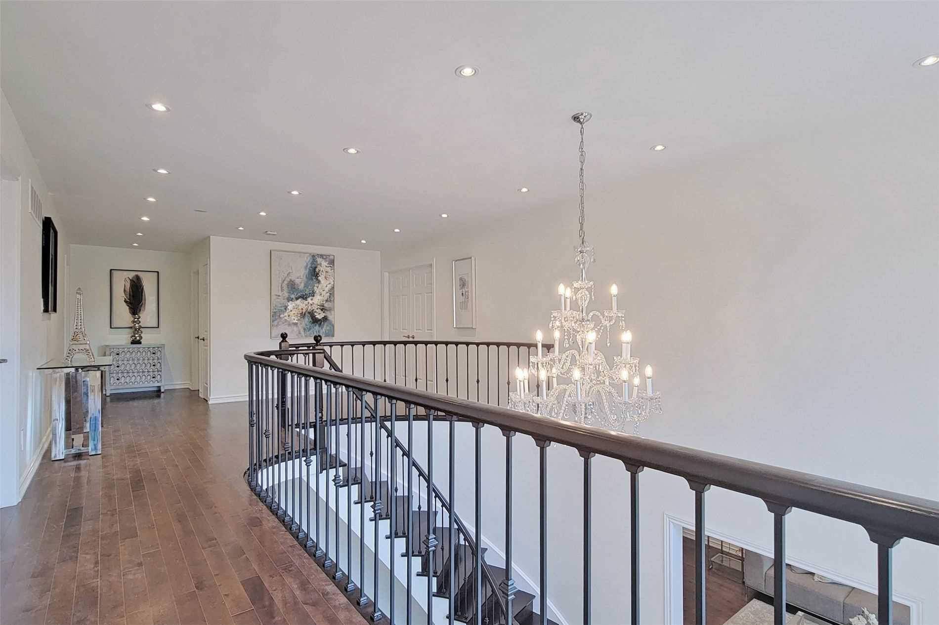 568 Elgin Mills Rd W