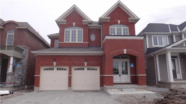 11 Robert Wilson Cres