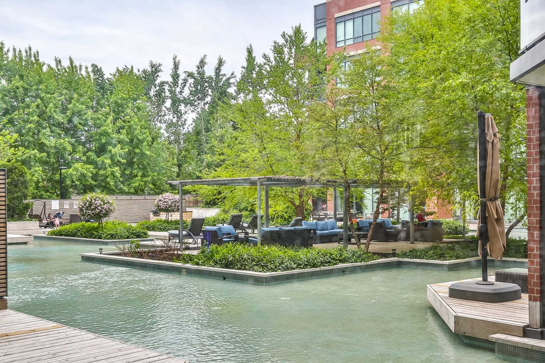 7608 Yonge St, #607