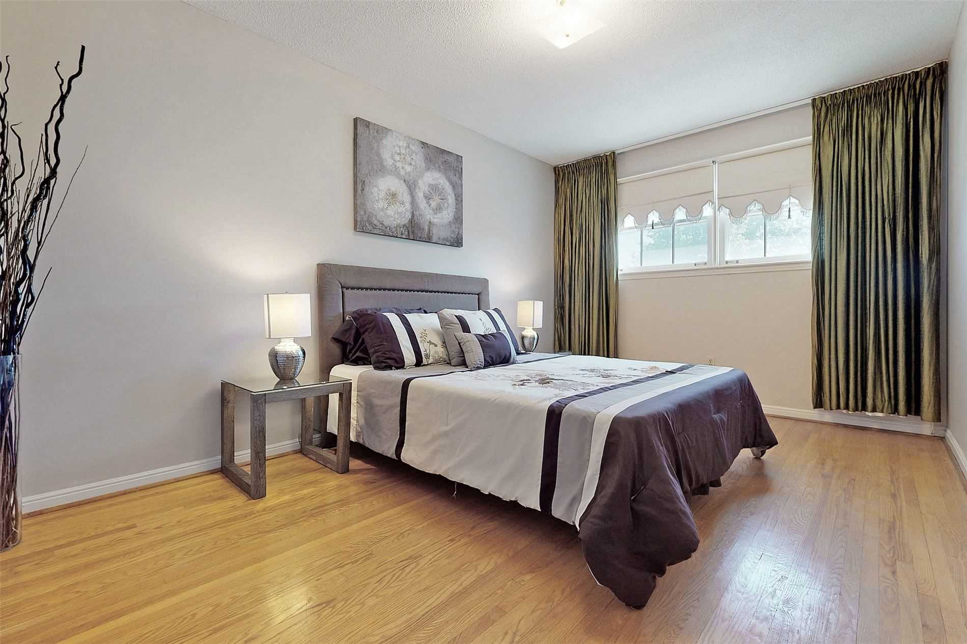 116 Risebrough Circ