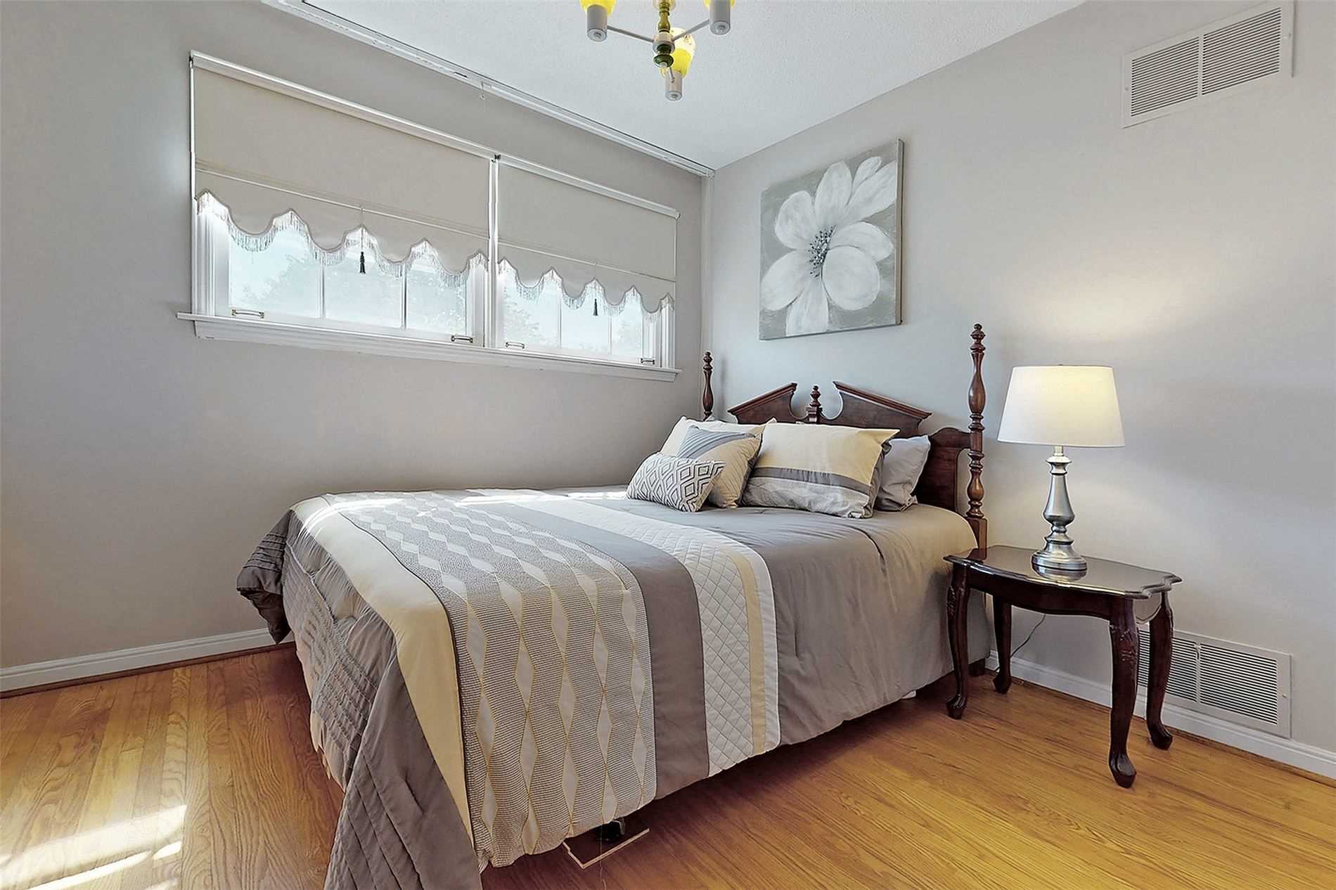 116 Risebrough Circ