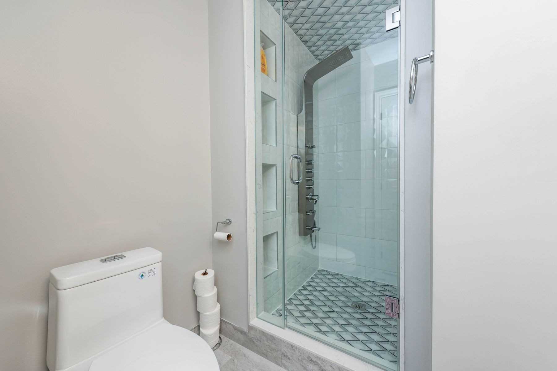 2 Twinberry Cres