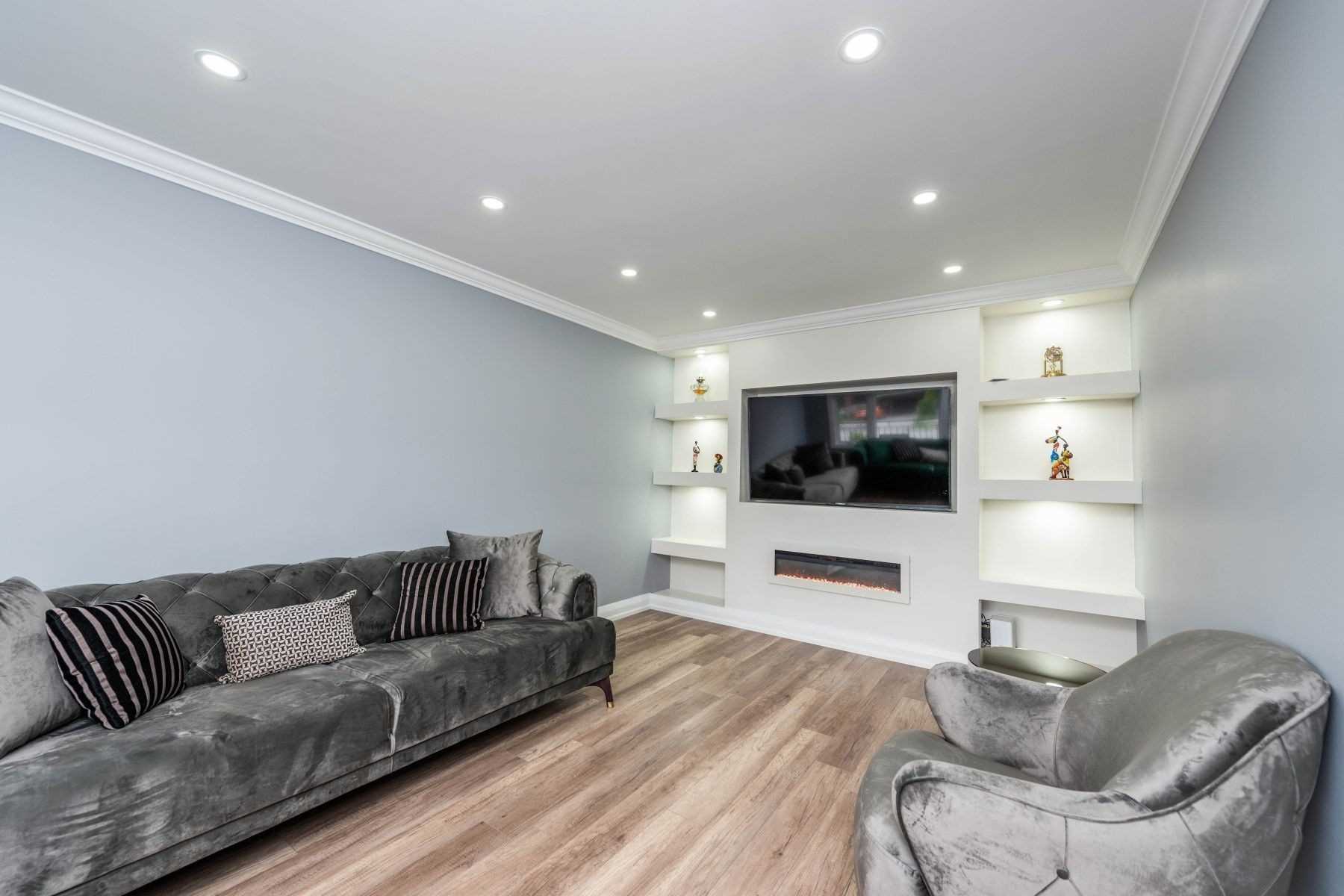 2 Twinberry Cres