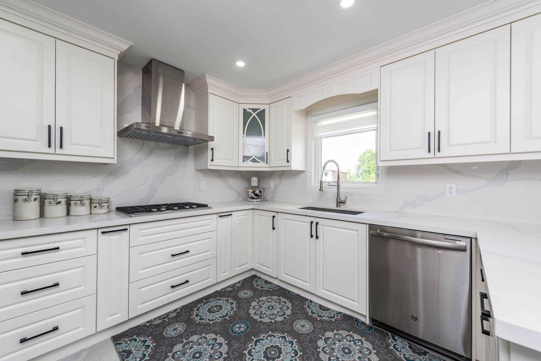 2 Twinberry Cres