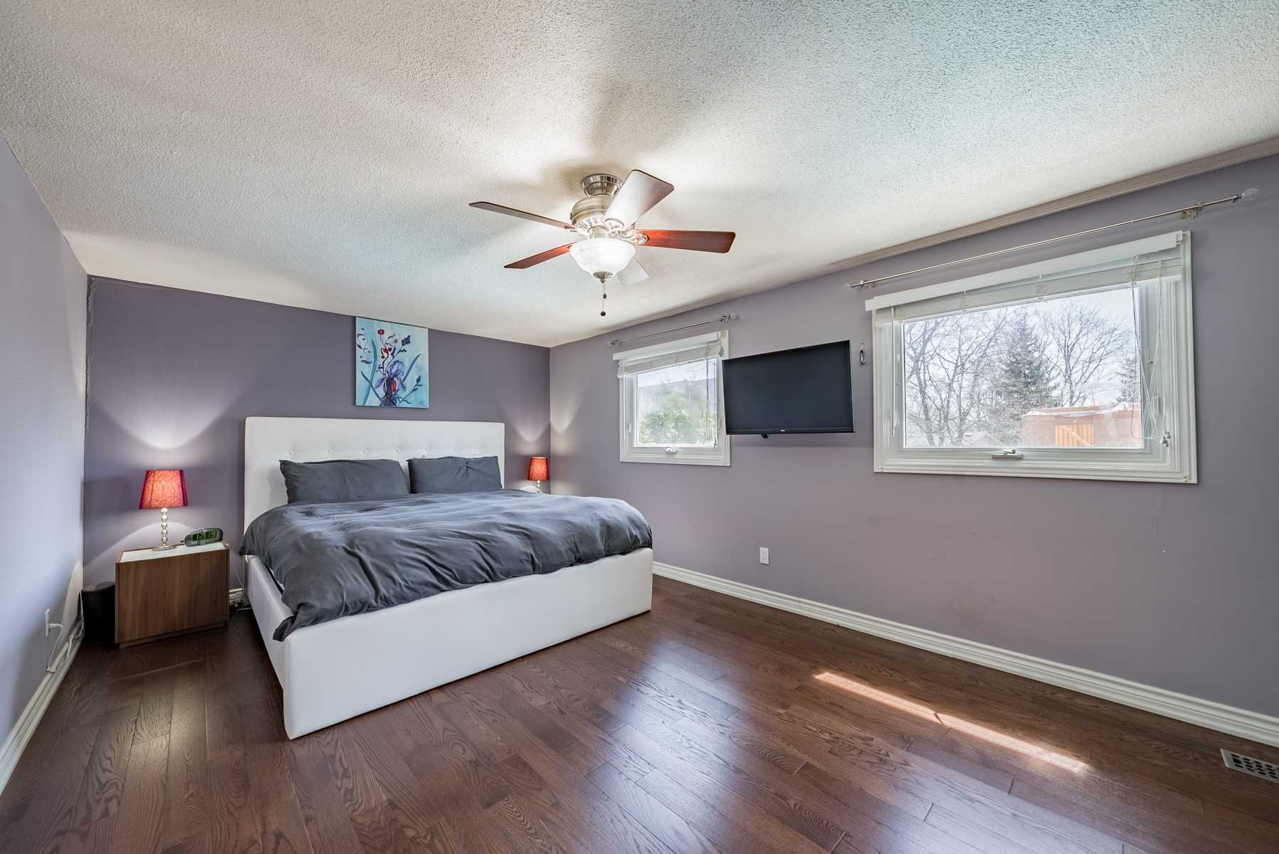 21 Mayvern Cres
