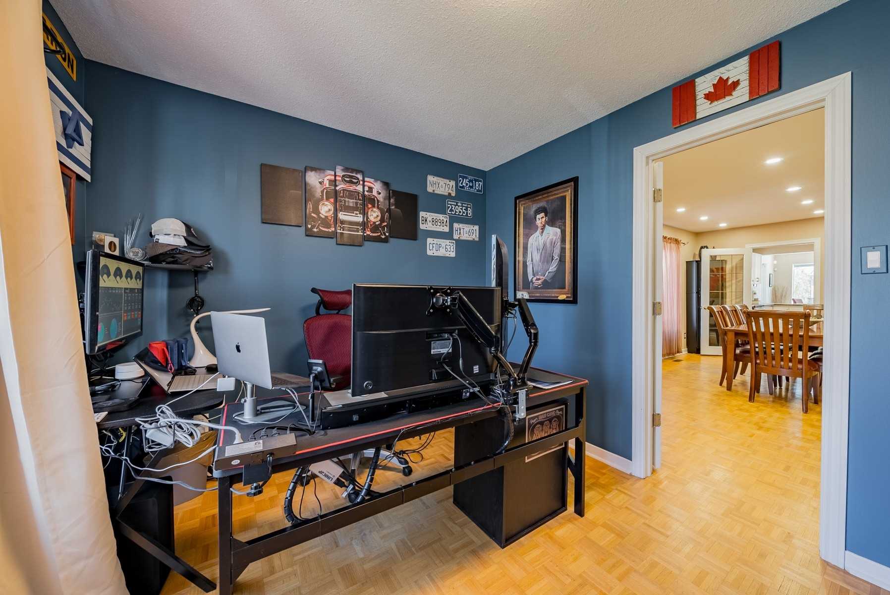 21 Mayvern Cres