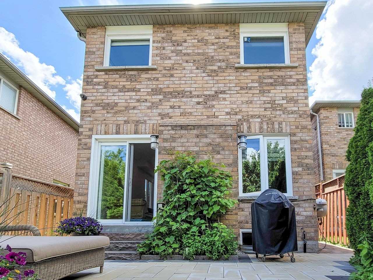 81 Harmony Rd