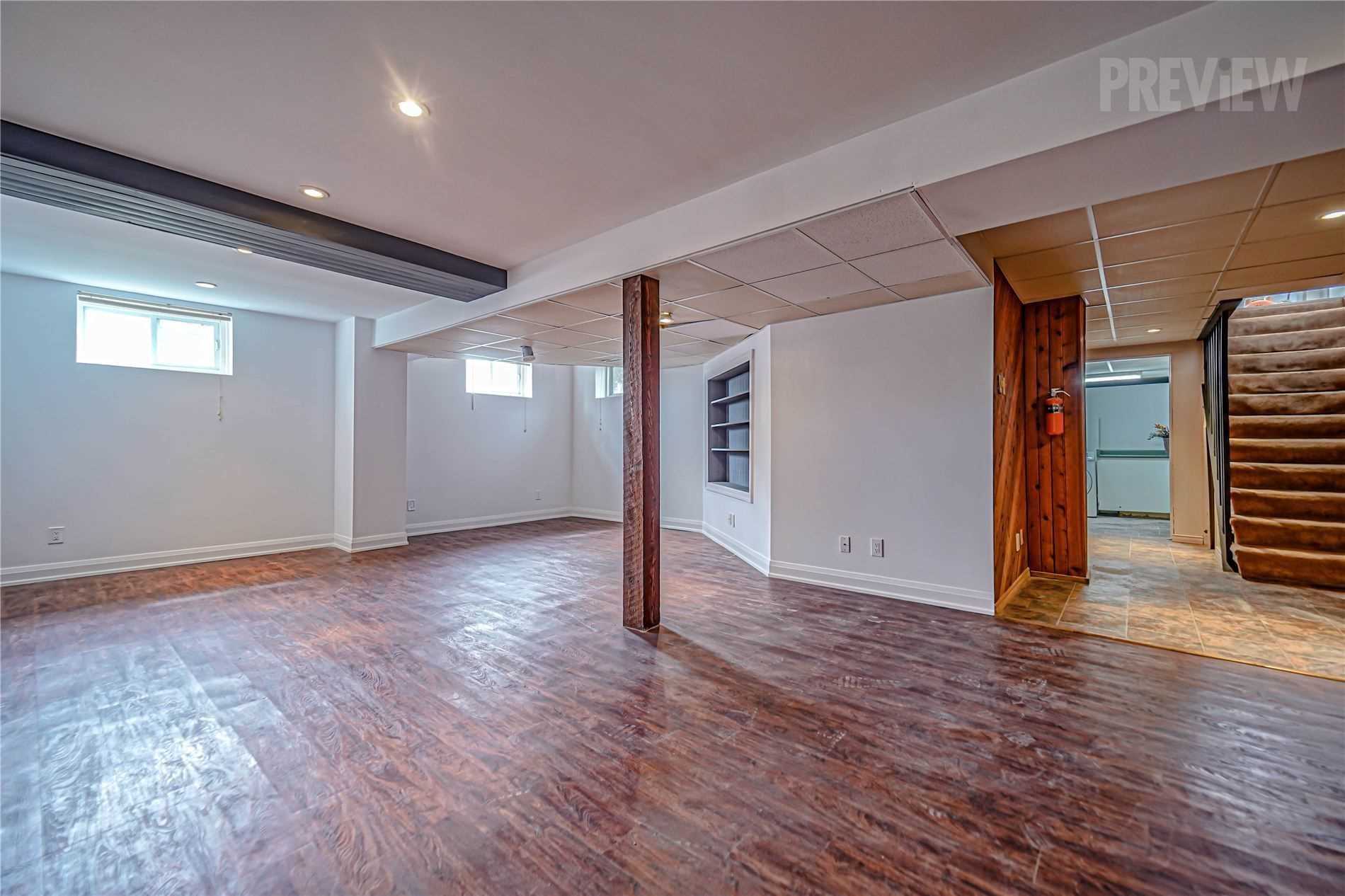 15 River Dr