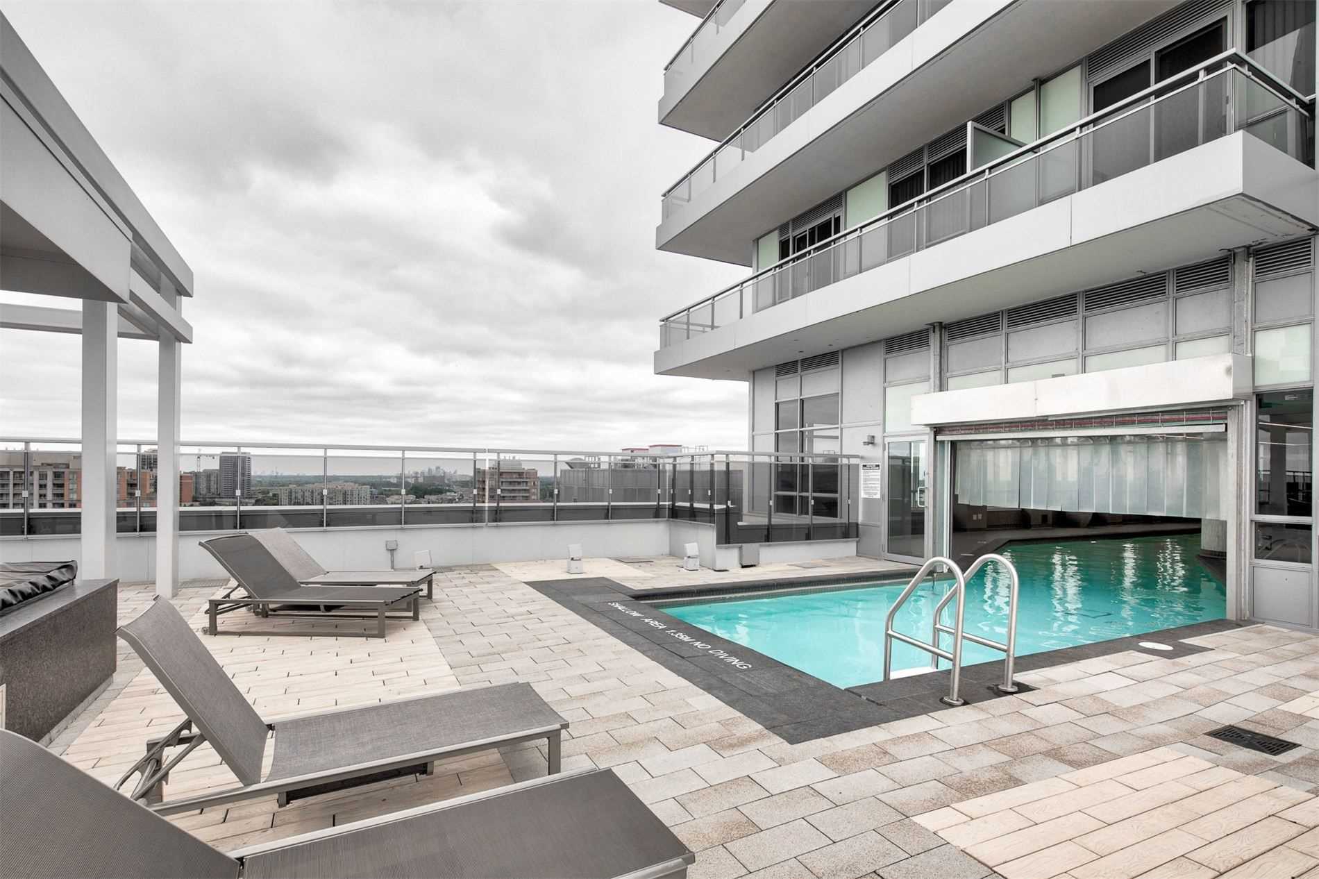 9199 Yonge St, #910