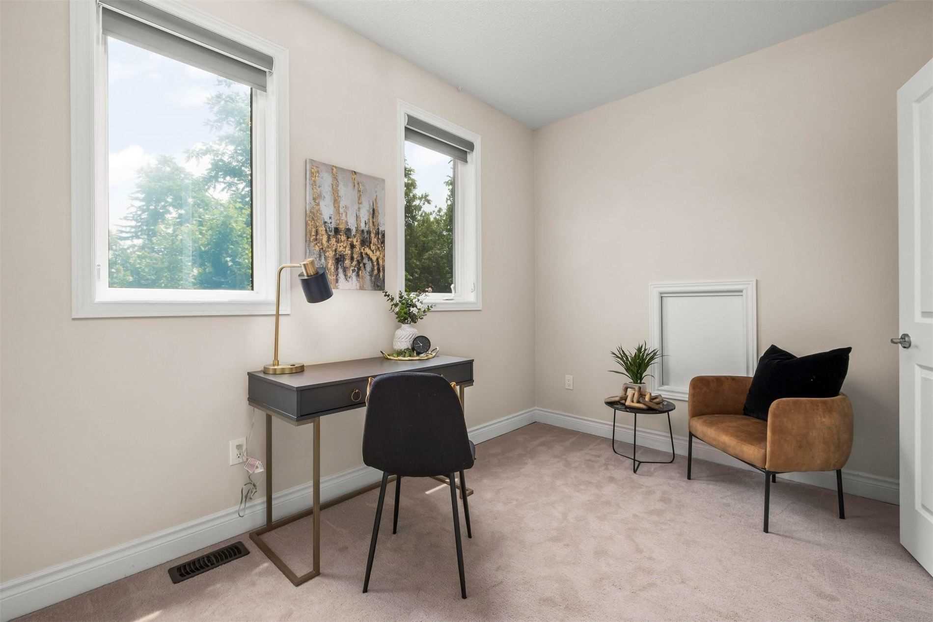 12 Petersen Pl