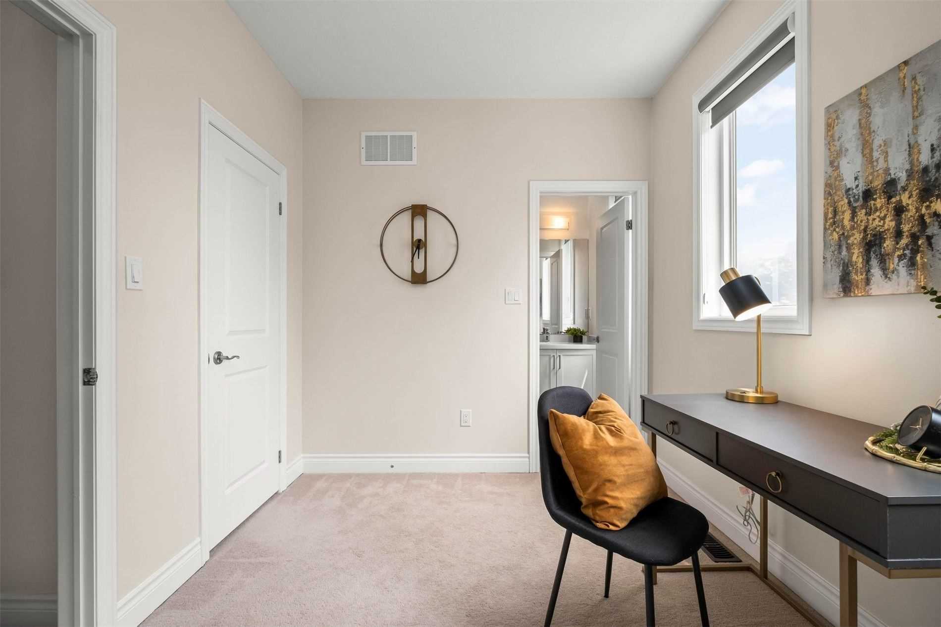 12 Petersen Pl