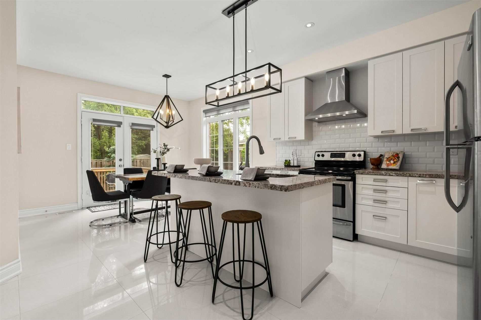 12 Petersen Pl