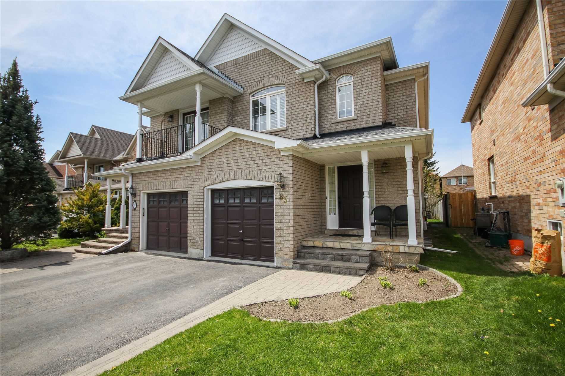 85 Long Point Dr