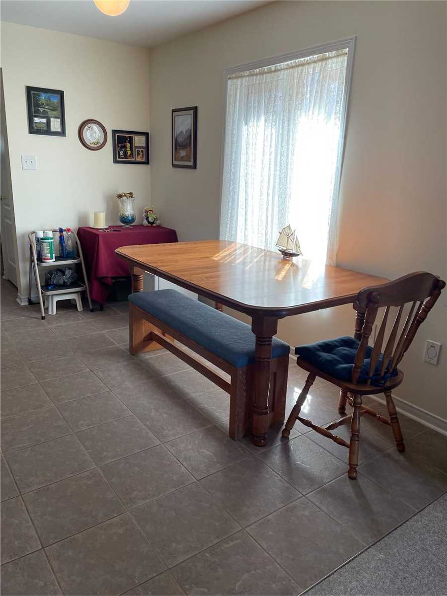 18 Summit Dr