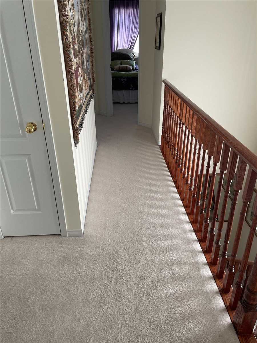 18 Summit Dr