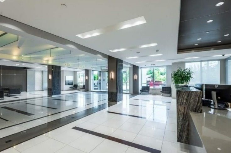 7165 Yonge St, #2203