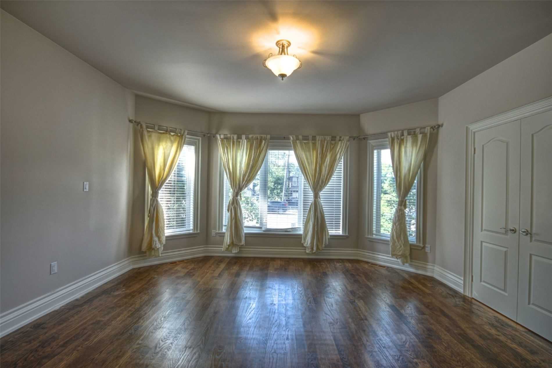 22 Garden Ave