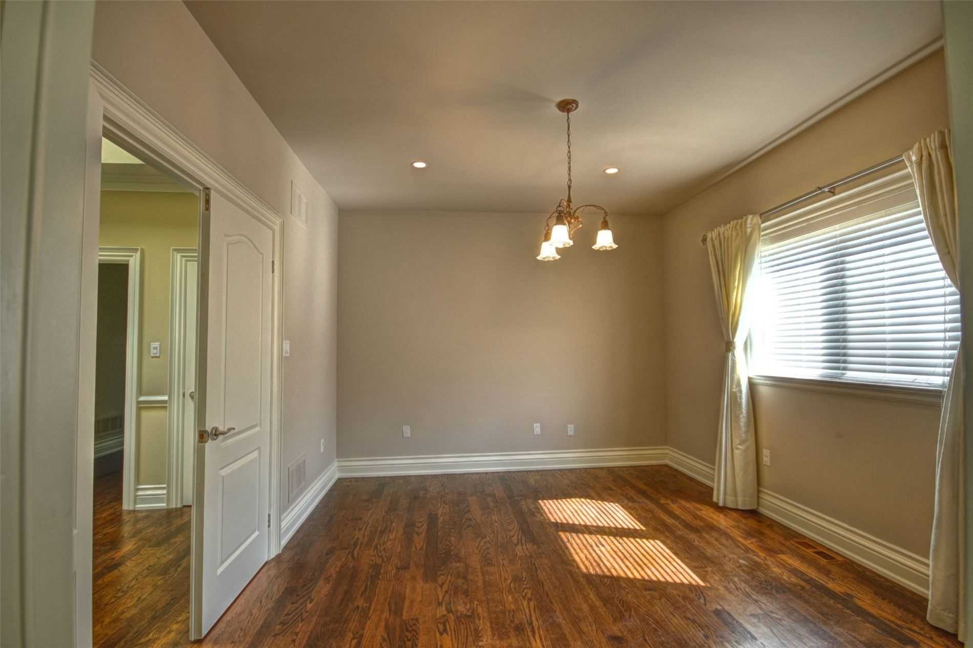 22 Garden Ave