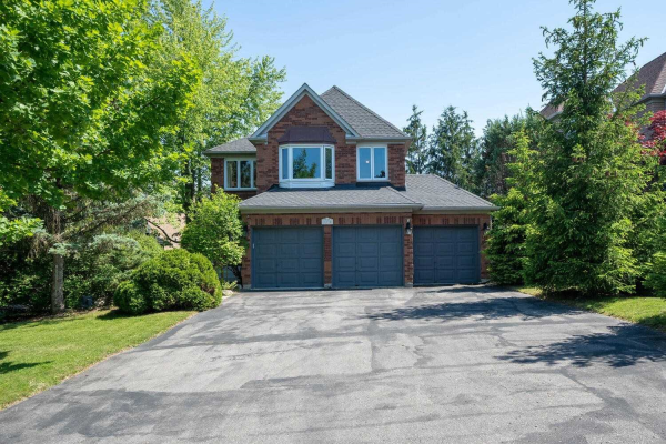 170 Widdifield Ave, Newmarket