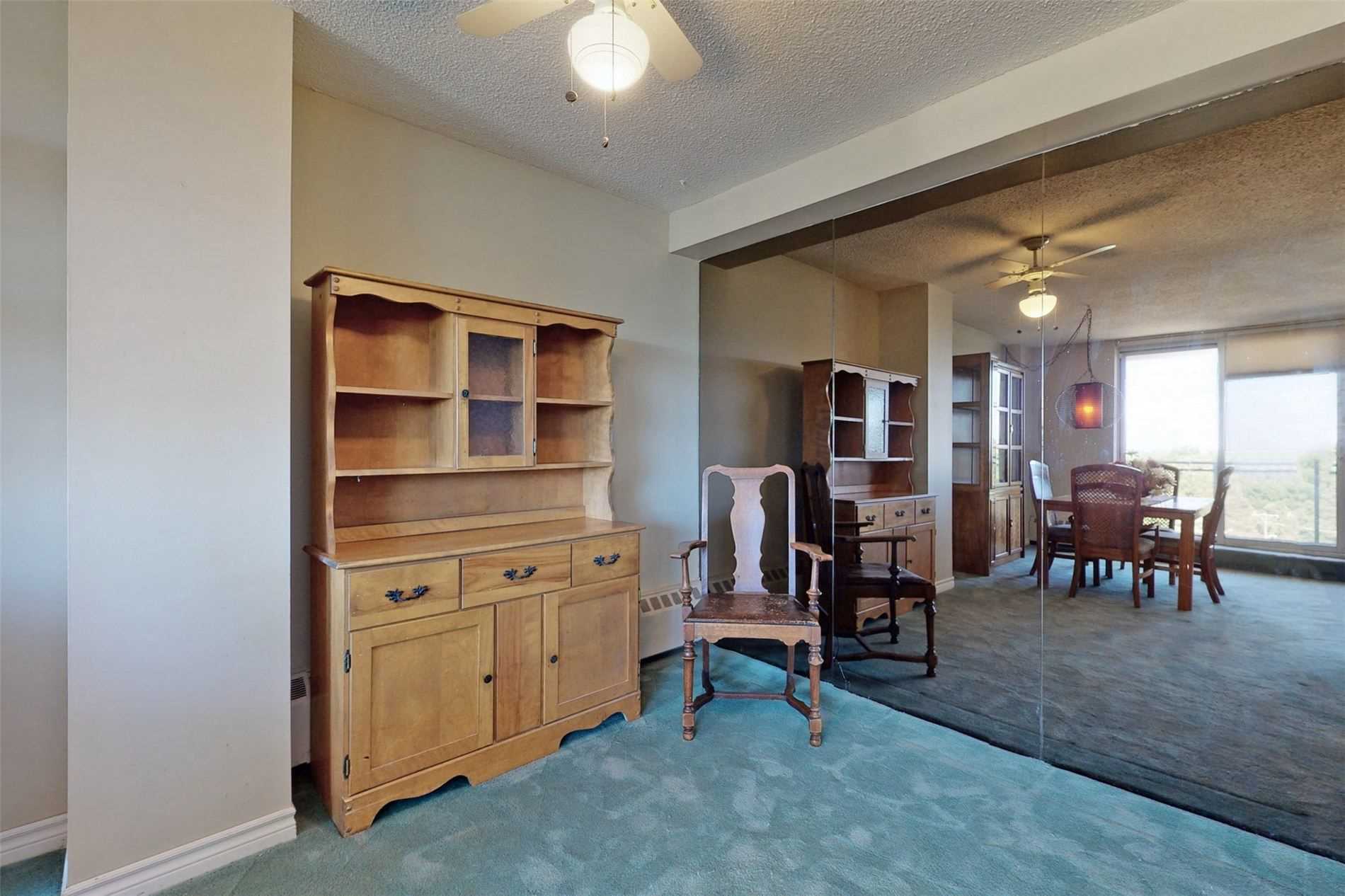 180 Dudley Ave, #601