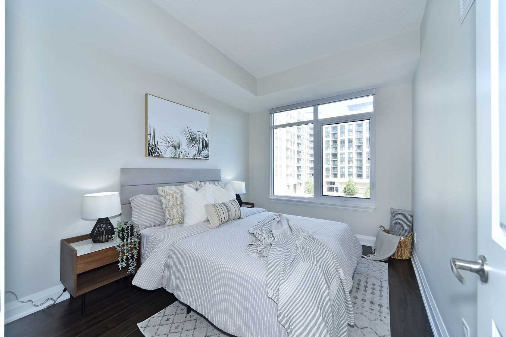 24 Woodstream Blvd, #310