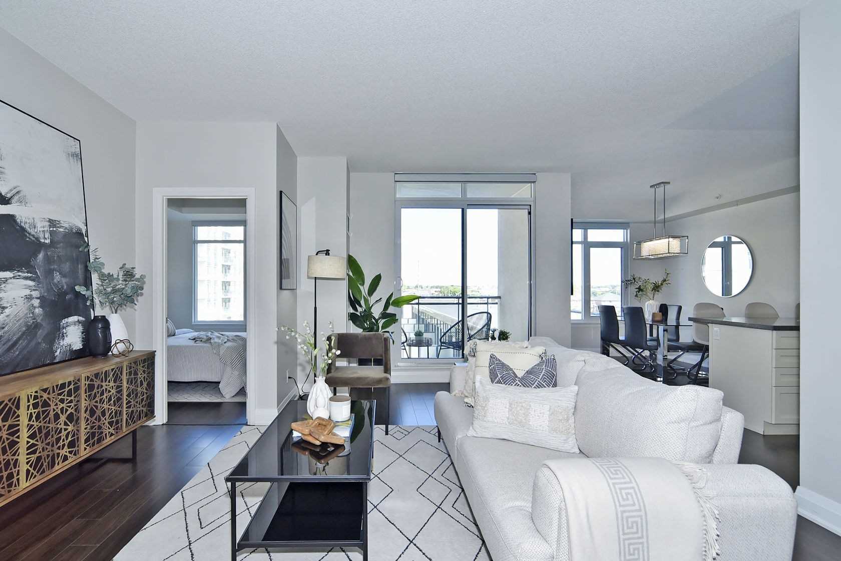 24 Woodstream Blvd, #310