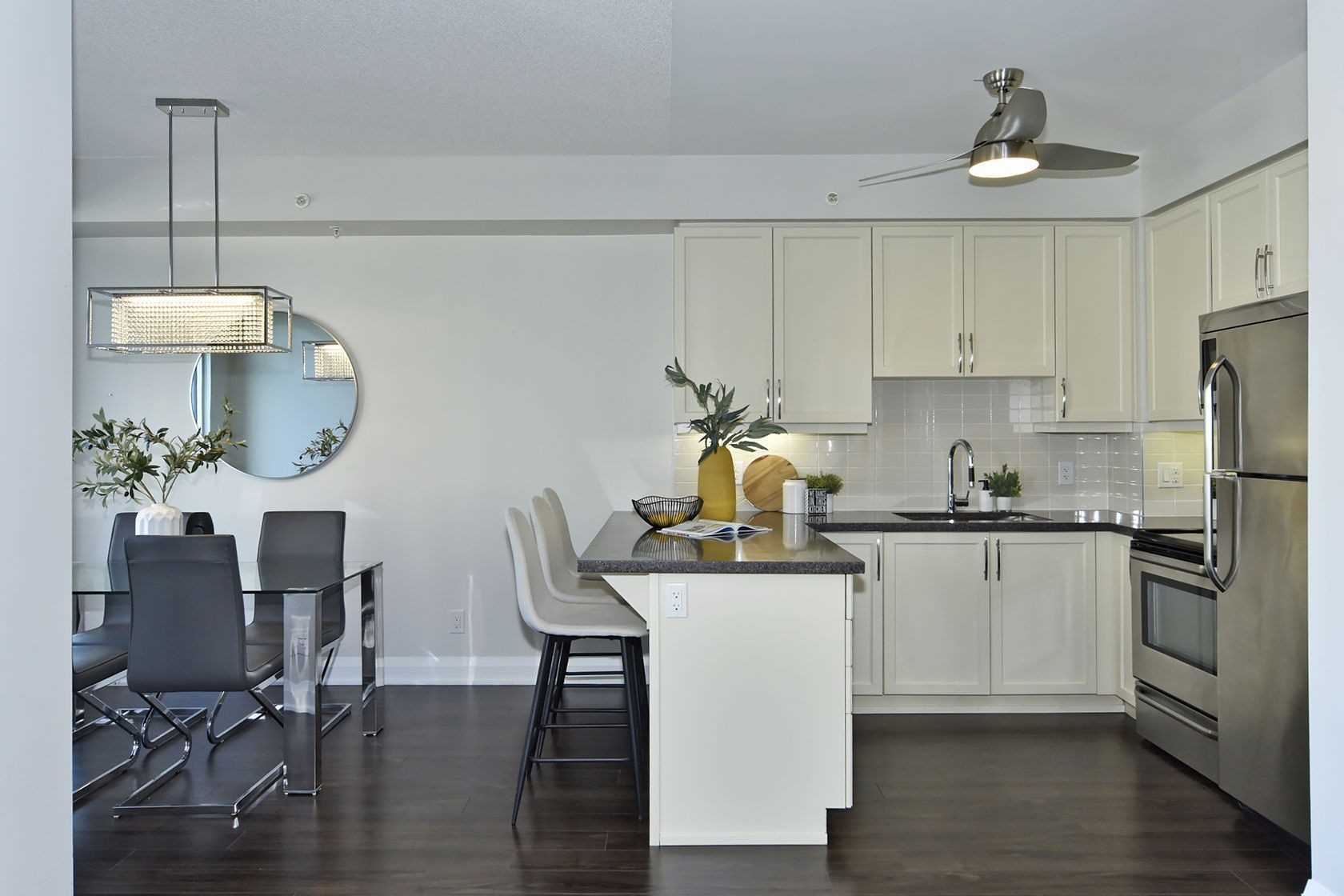 24 Woodstream Blvd, #310