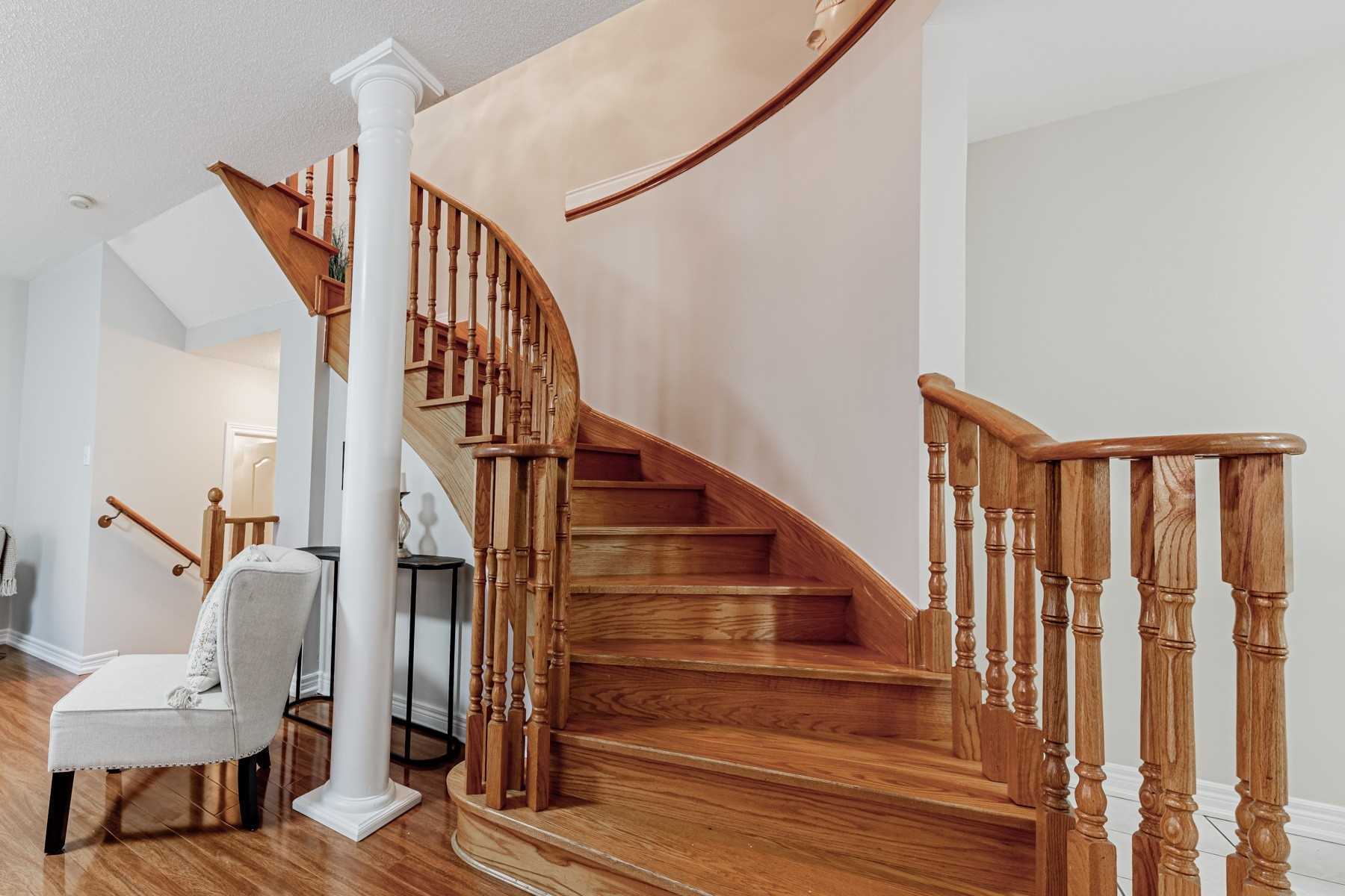 235 Royal Appian Cres, Vaughan