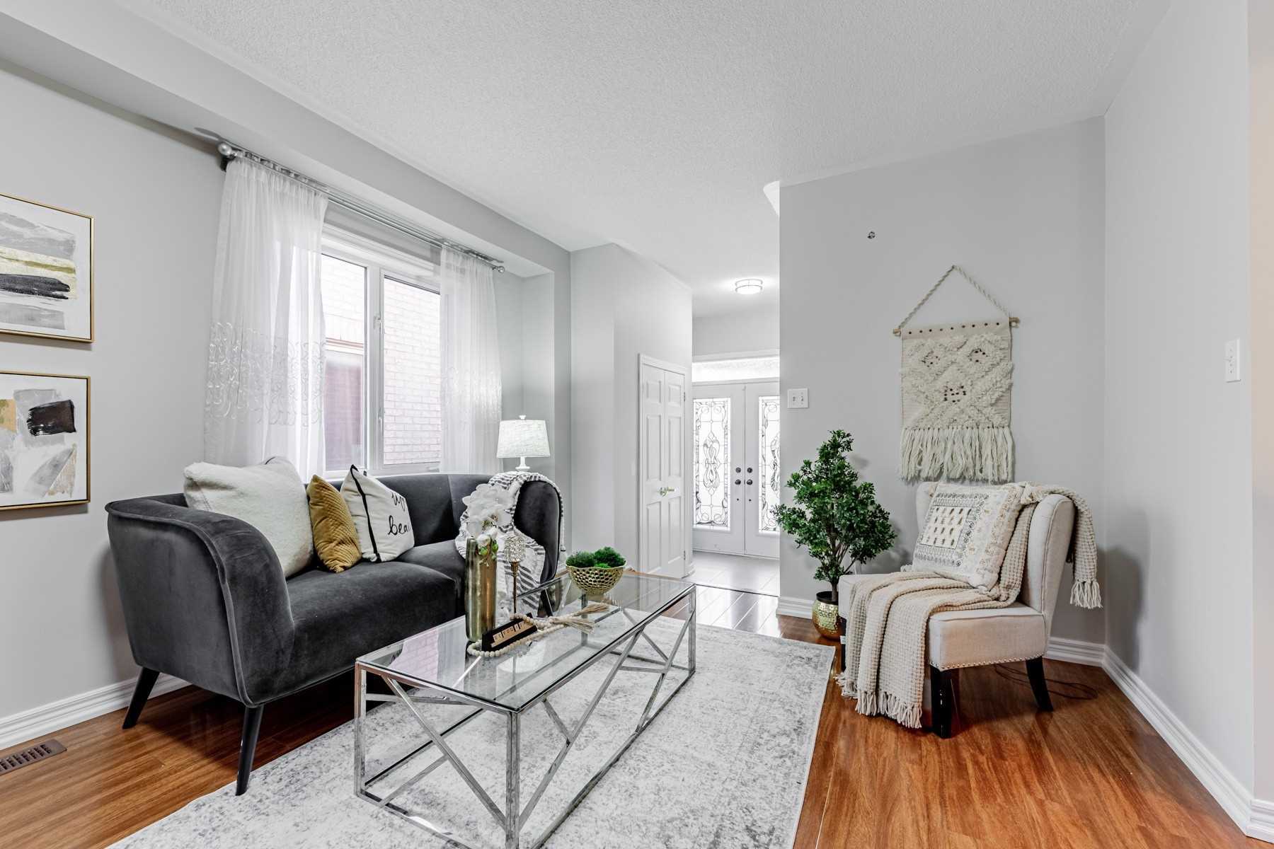 235 Royal Appian Cres, Vaughan