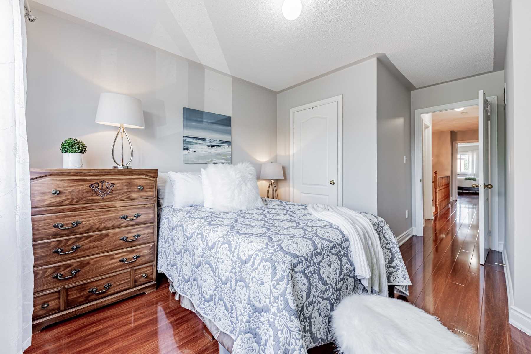 235 Royal Appian Cres, Vaughan