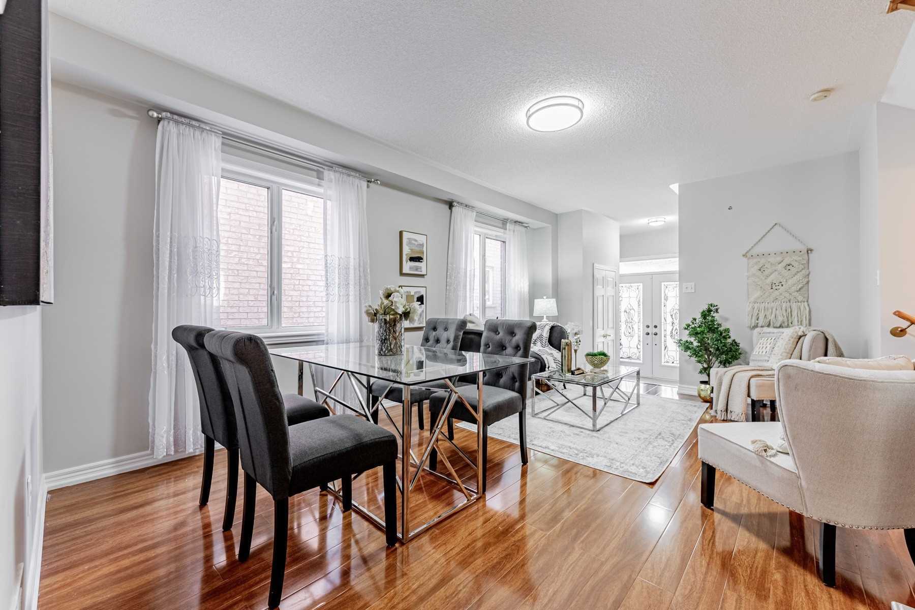 235 Royal Appian Cres, Vaughan