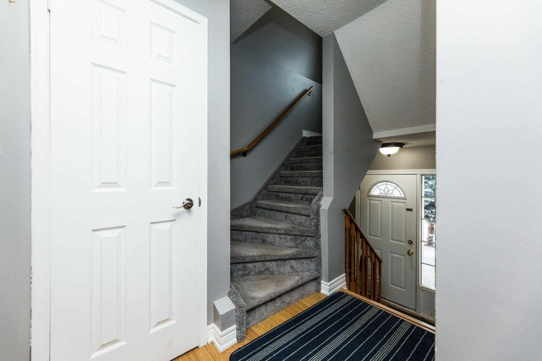 20 Mcknight Cres
