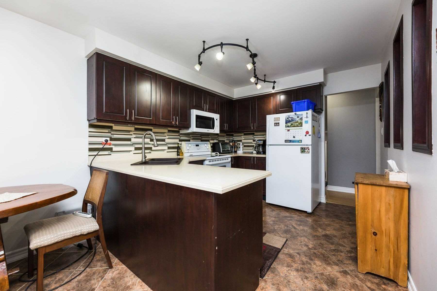 20 Mcknight Cres