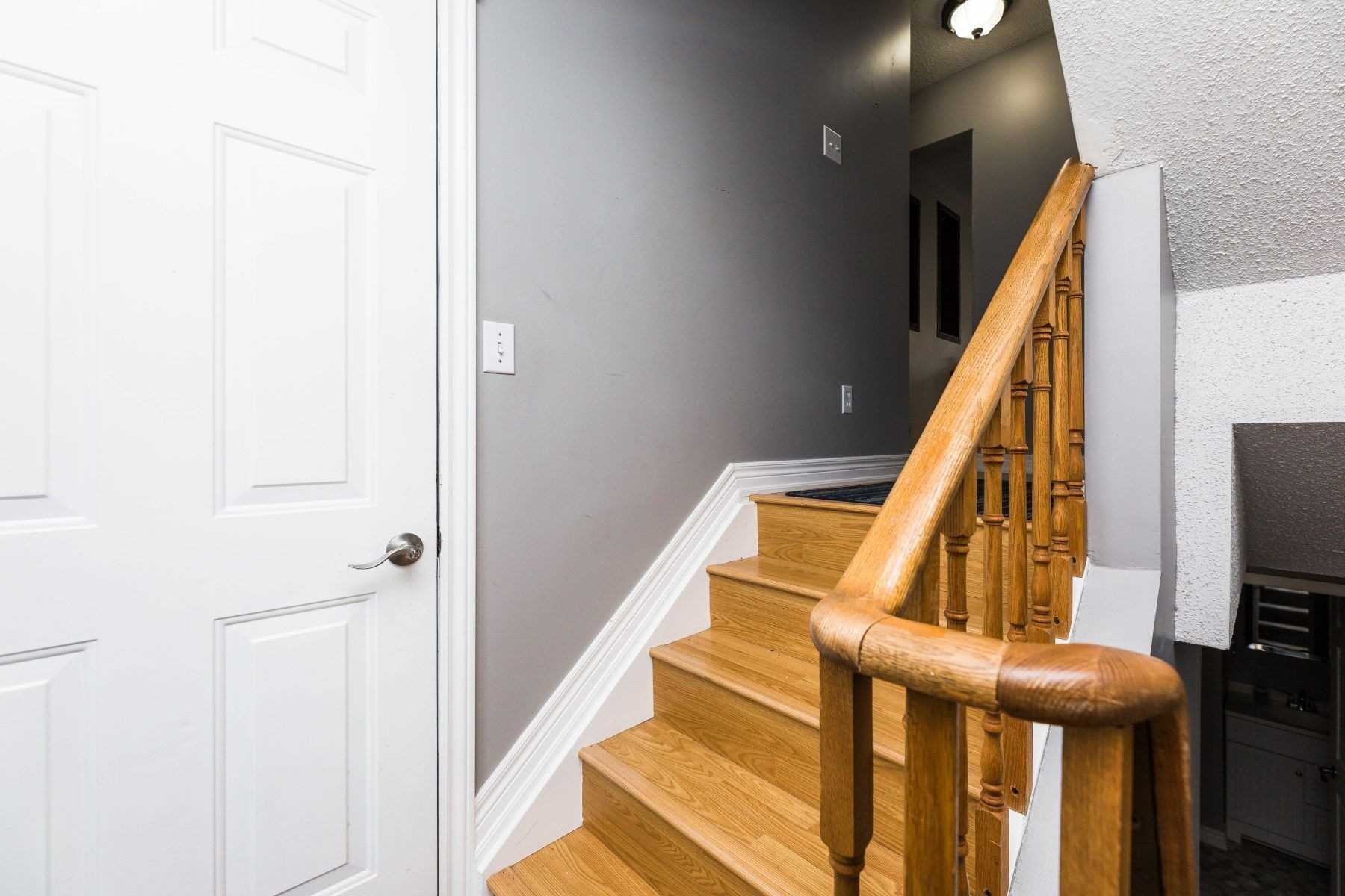 20 Mcknight Cres