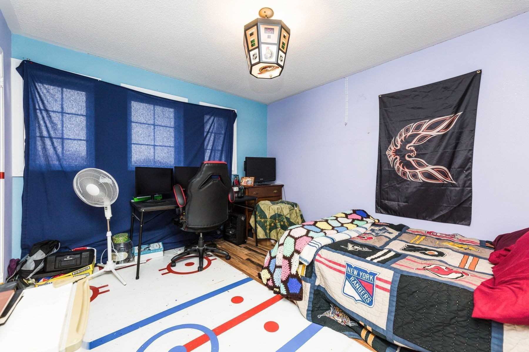 20 Mcknight Cres