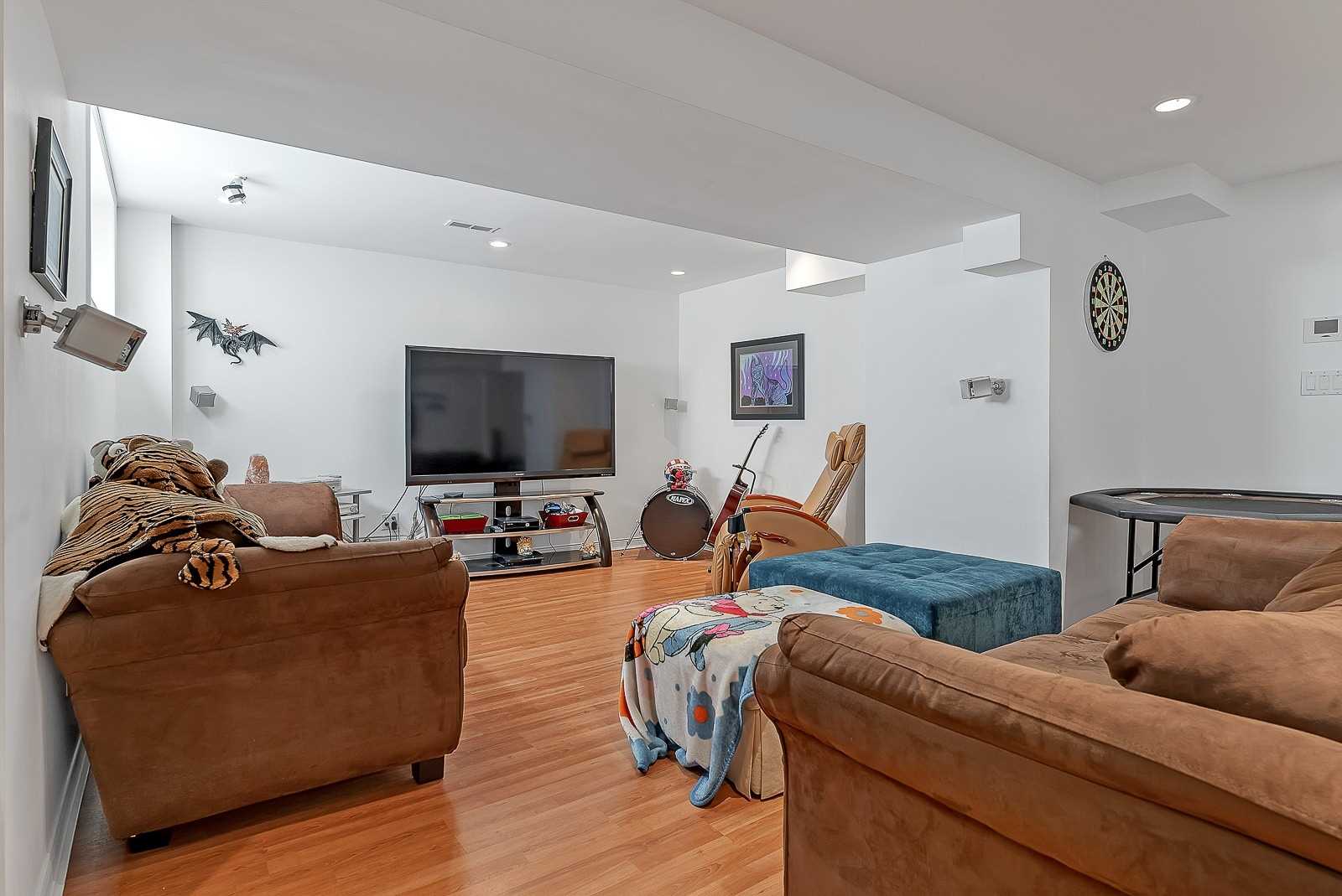 623 Carlton Rd