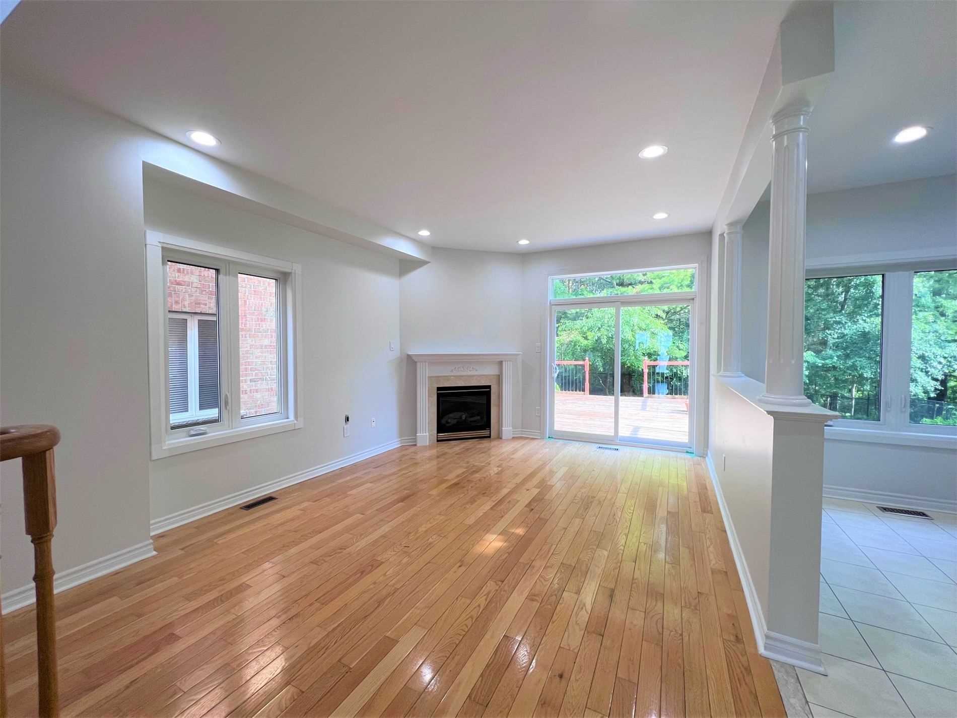 87 Worthington Ave