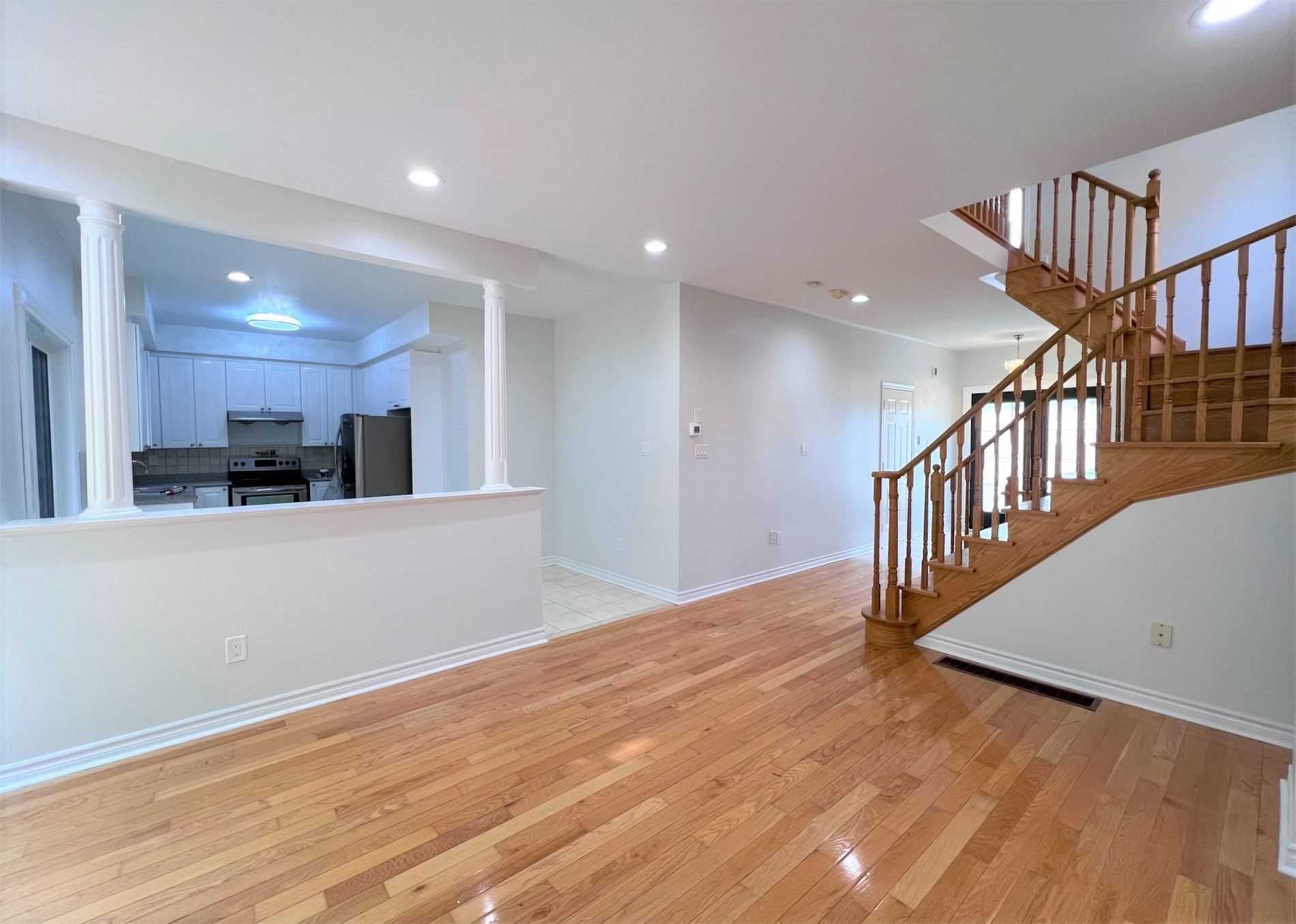 87 Worthington Ave