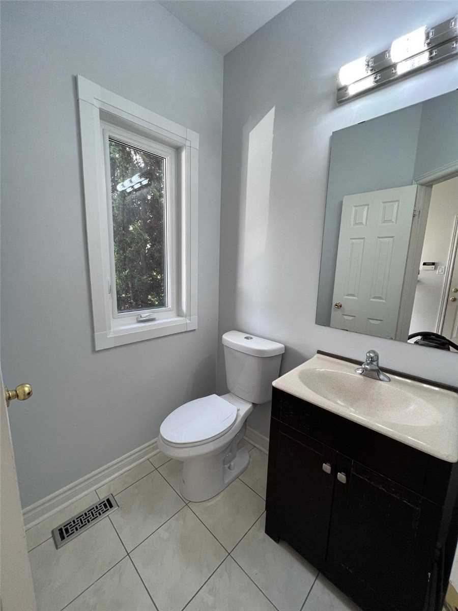 87 Worthington Ave