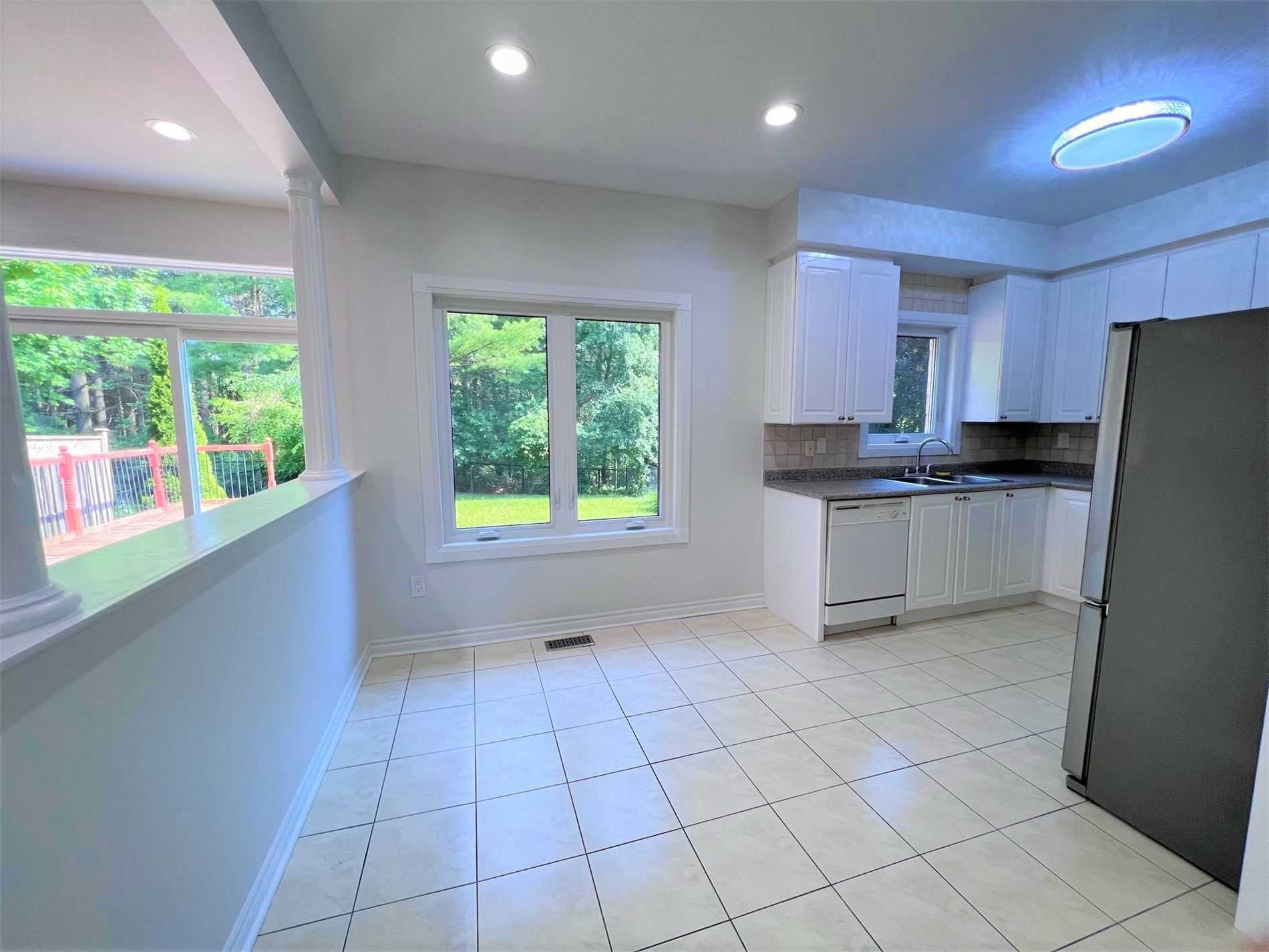 87 Worthington Ave
