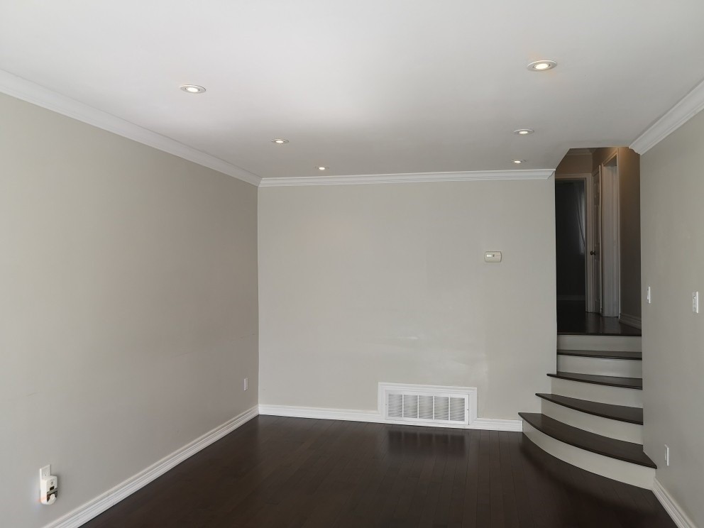 88 Septonne Ave, #Main