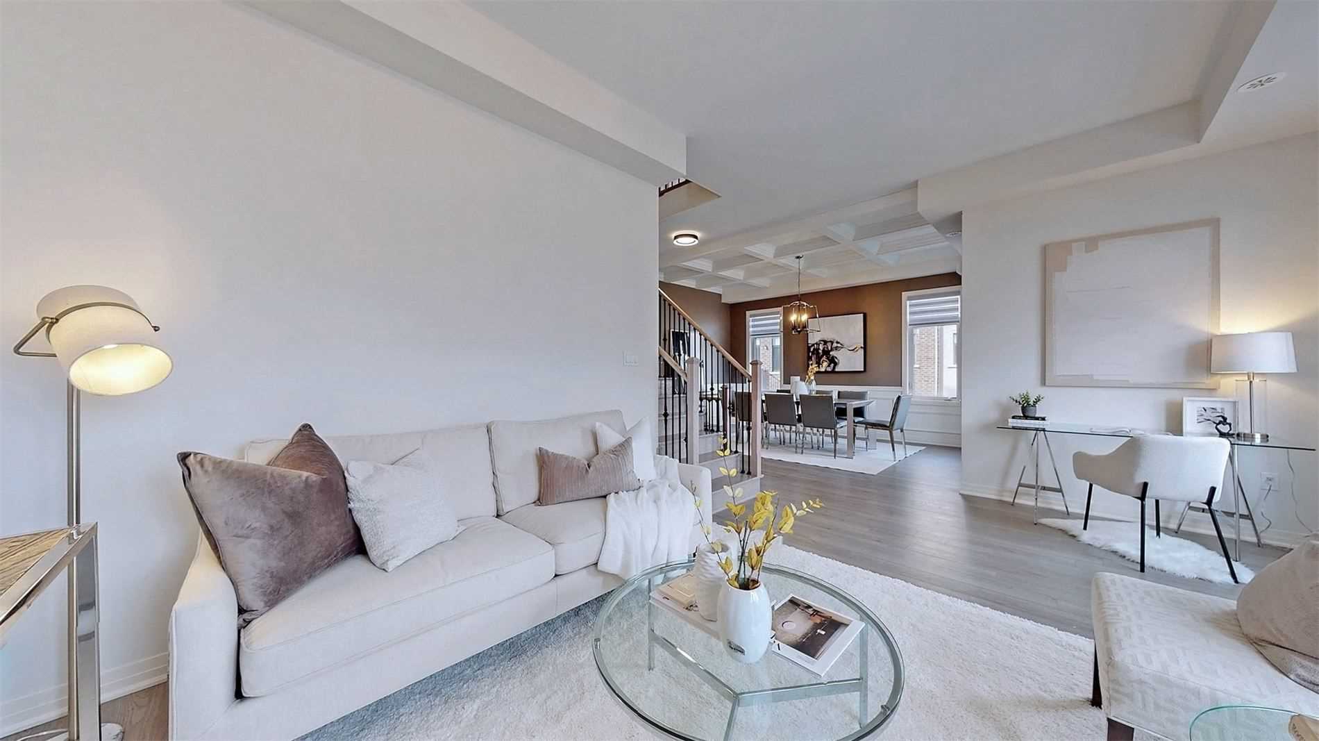 262 Thomas Cook Ave