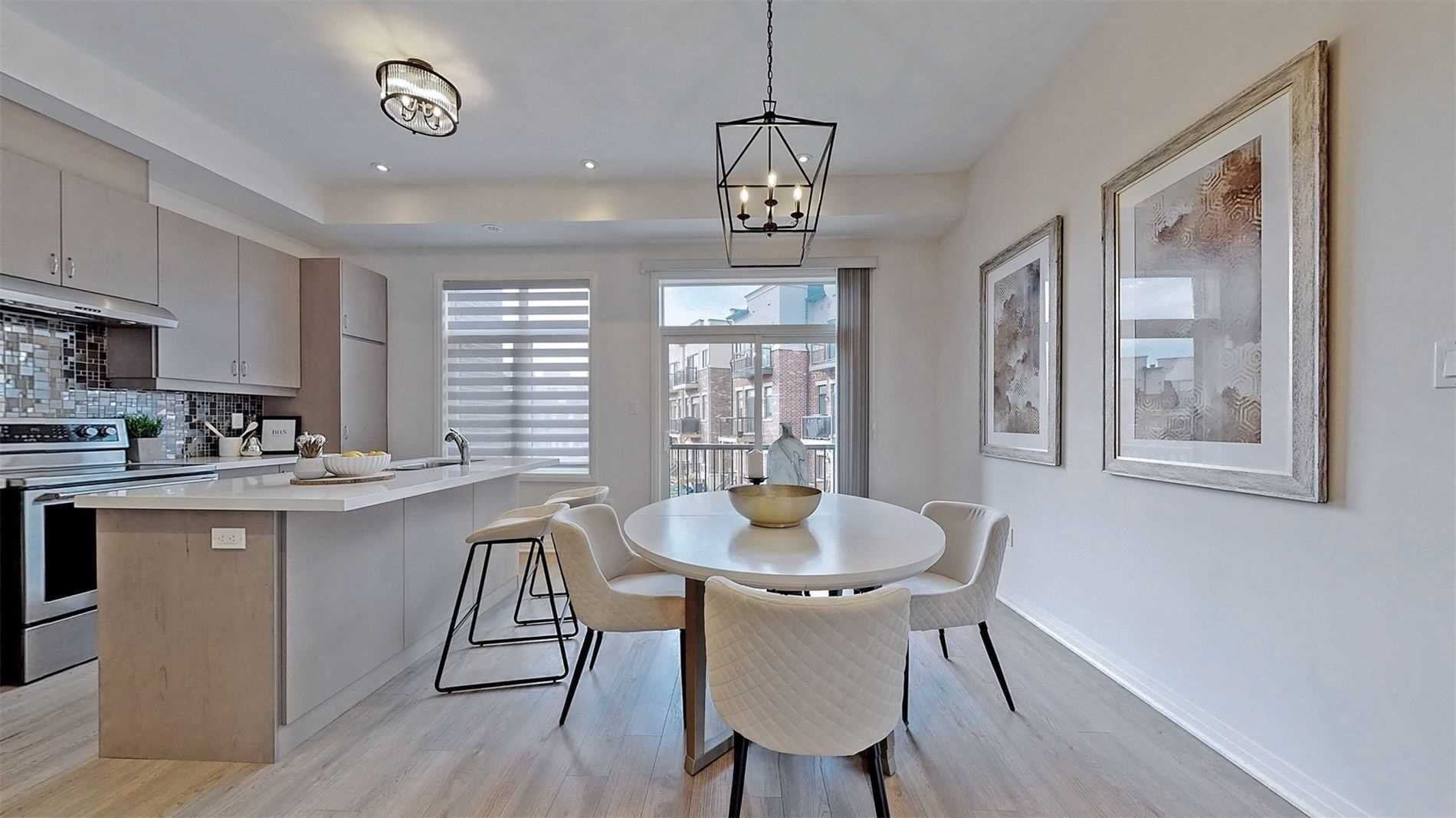 262 Thomas Cook Ave